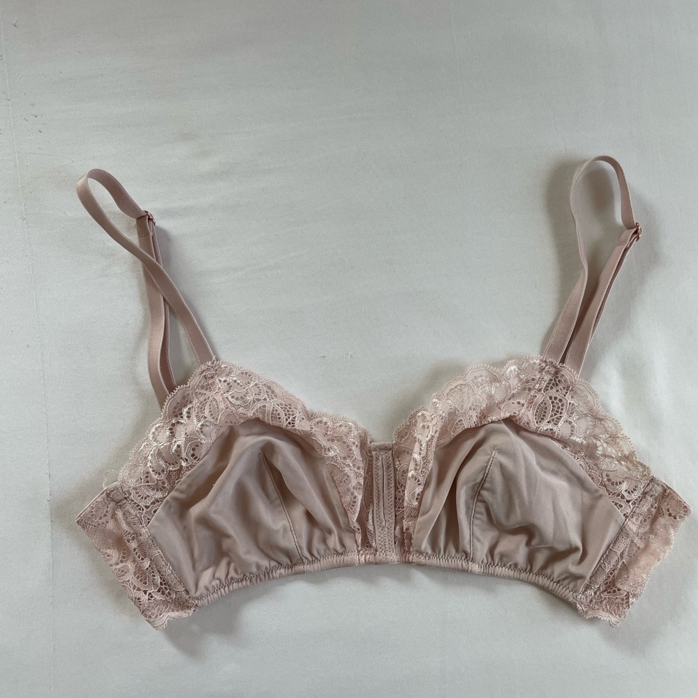 True & Co Pink Lace Mesh Bra